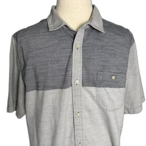 The North Face Block Me Short Sleeve Button Up Men's XXL, Two-Toned Gray 2/$25